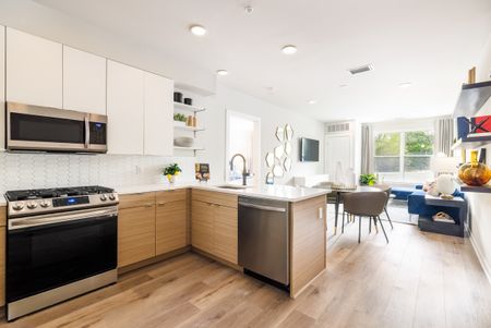Hedges at Hawthorne - Model Kitchen