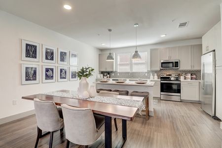Townhome Kitchen and Dining Room