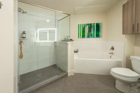 Photos | Pearl Marketplace Apartments in Houston