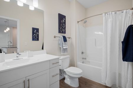 2 Bedroom Main Bathroom