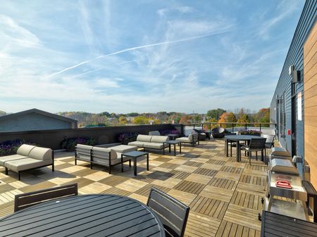 Rooftop Deck at West End Yards | Portsmouth Apartments