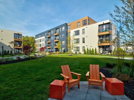 Courtyard | West End Yards | Apartments In Portsmouth, NH for Rent
