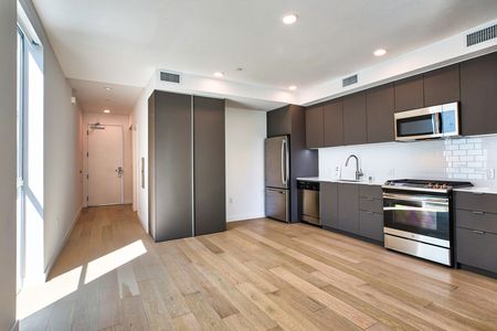 Spacious Dining Area