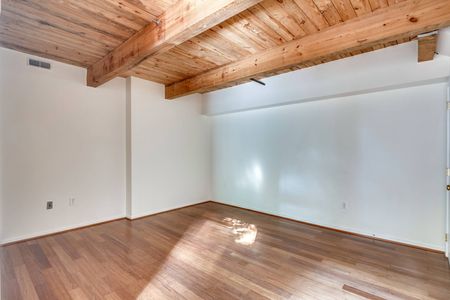 1st Floor Bedroom/Den Space