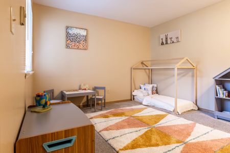 Colony-At-Bear-Creek-Redmond-WA-98052-Bedroom