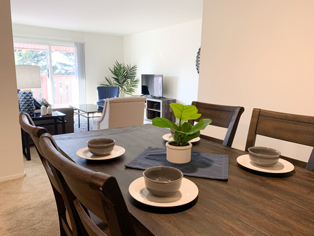Apartments in St. Francis, Wisconsin. Ridge View offers spacious 1 bedroom/1 bath and 2 bedroom/ 1 bath apartments.