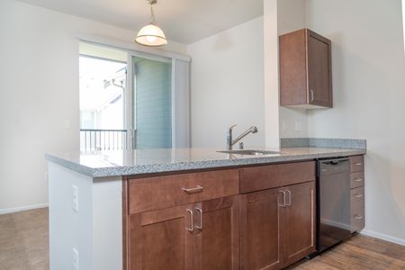 Granite Slab Countertops l Luxury Apartments for Rent l Fife, WA l Port Landing