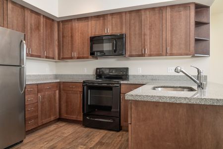High End Cabinets and Appliances l Luxury Apartments for Rent l Fife, WA l Port Landing