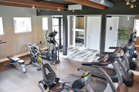 Cardio Machines l Luxury Apartments for Rent l Fife, WA l Port Landing