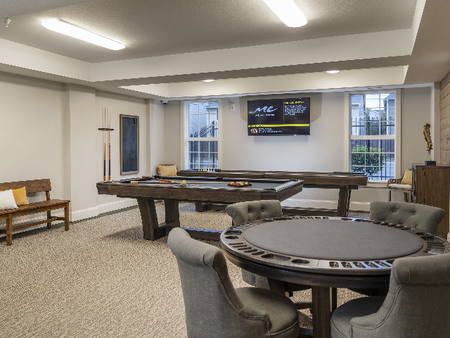 Recreation and Game Lounge l Luxury Apartments in Puyallup, WA l Silver Creek