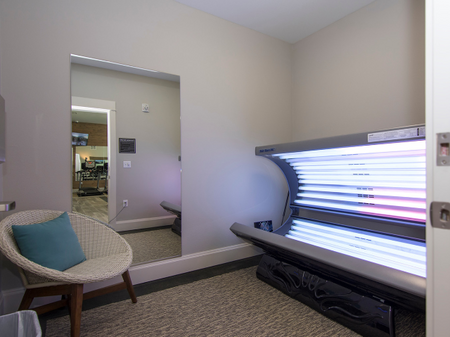 Tanning Suite l Luxury Apartments in Puyallup, WA l Silver Creek