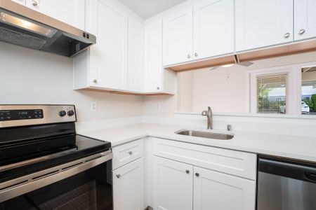 Remodeled Apartments l New Kitchens l Fircrest Gardens l Apartments in Tacoma, WA