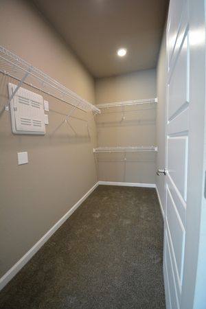 Coryell Commons Heights Walk In Closet