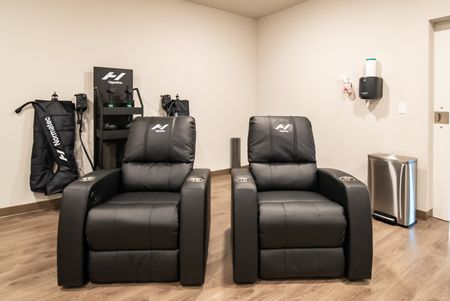 FITNESS ROOM