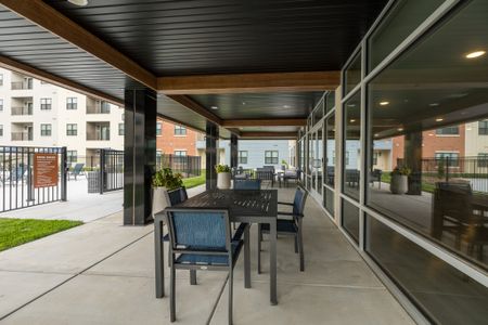 COMMUNITY PATIO