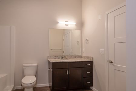 2 BEDROOM DELUXE PRIMARY BATHROOM
