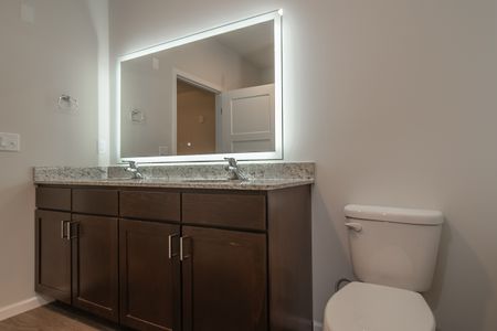 3 BEDROOM PRIMARY BATHROOM