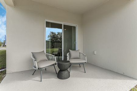 Covered patio with patio furniture