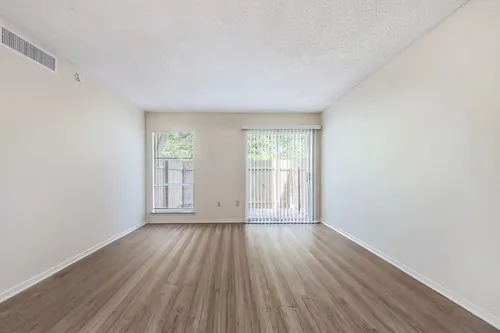 Acadia Park Apts - Empty Room