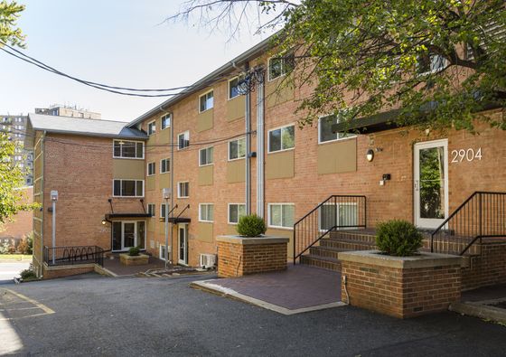 Longview Exterior
