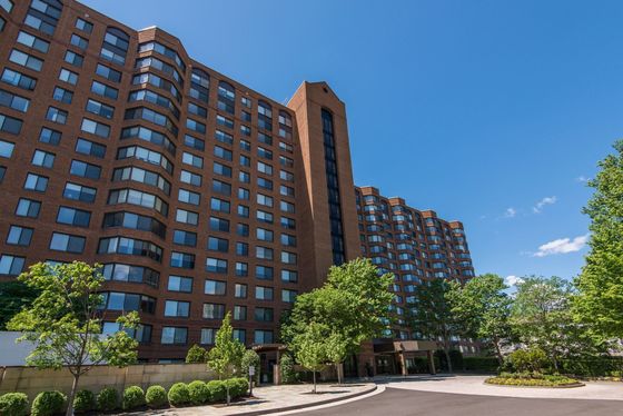 Parkstone Exterior