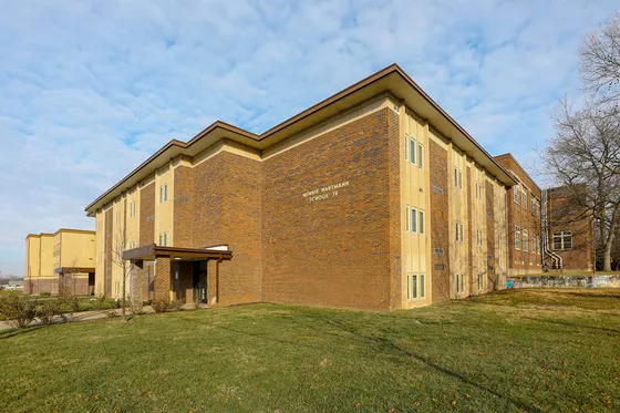 Minnie Hartmann School Exterior
