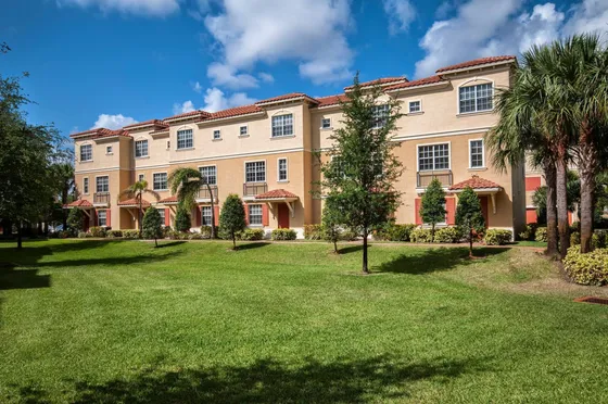 fau apartments | Vie Villas at Boca Raton