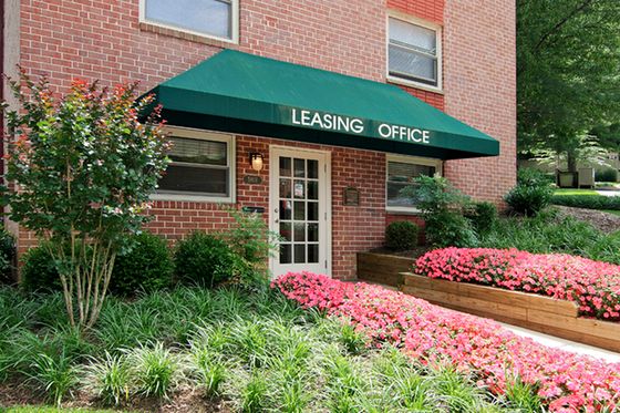 Leasing Office at Mt. Washington