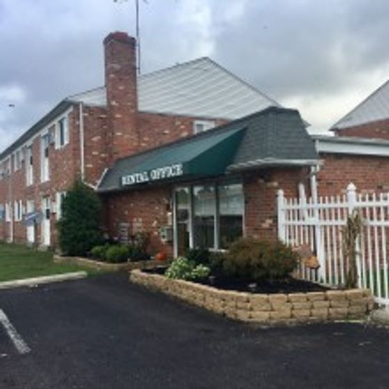 Contact The Arbors on Main