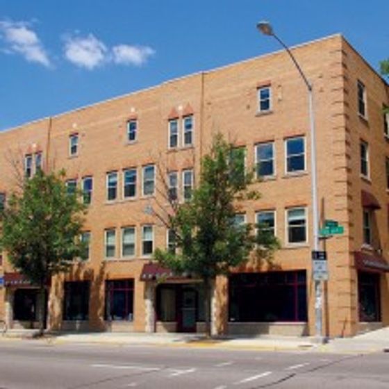 Laurel Commons Apartments
