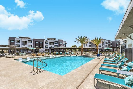 Summit on Boulder Apartments in Henderson, NV