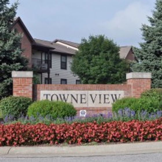 Towne View sign