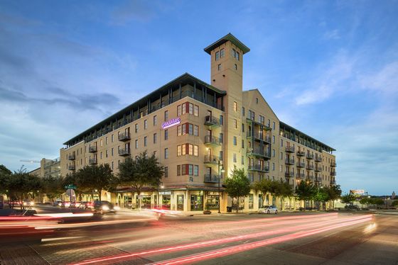 Grandmarc at Westberry Place Exterior Image