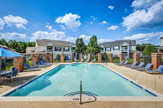 resort style pool at apartment homes