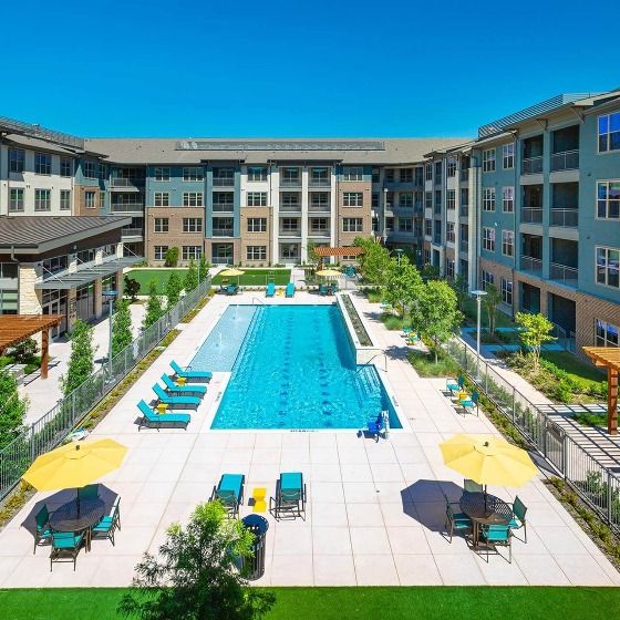 pool courtyard