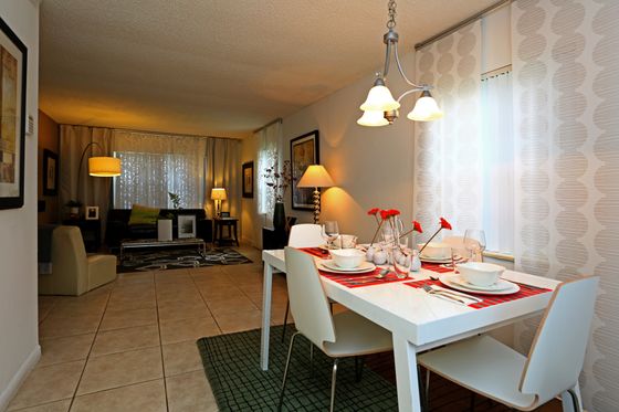 Elegant Living Area | Apartments Near Miramar FL | Advenir at San Tropez