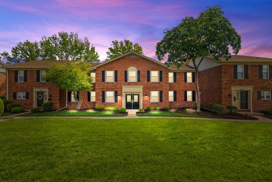 Woods Mill Park Apartments & Townhomes