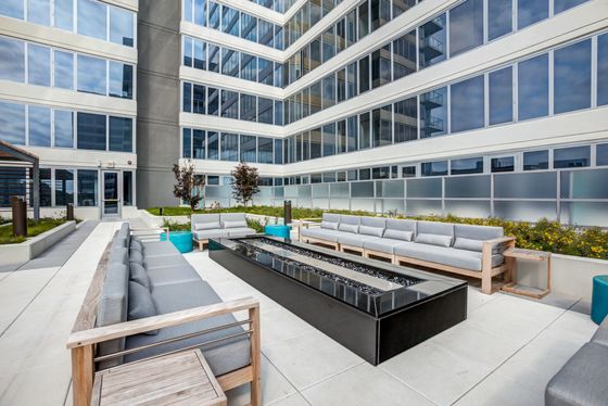 E2 courtyard