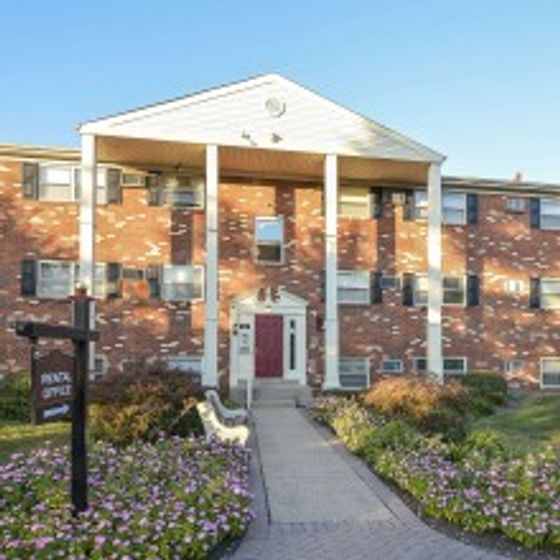 Newport Village Apartments | Apartments for rent in Levittown PA