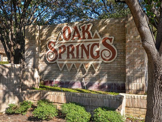 Oak Springs | Property Sign