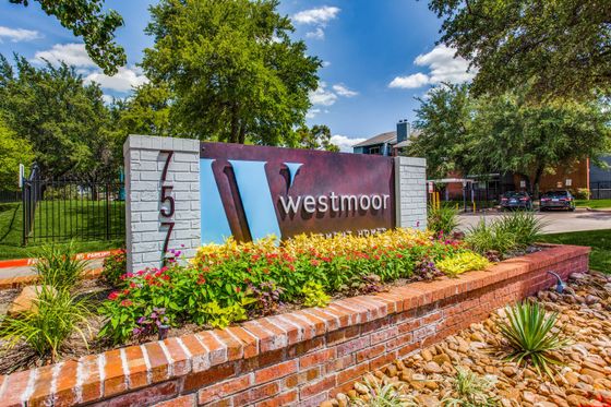 Westmoor Monument sign