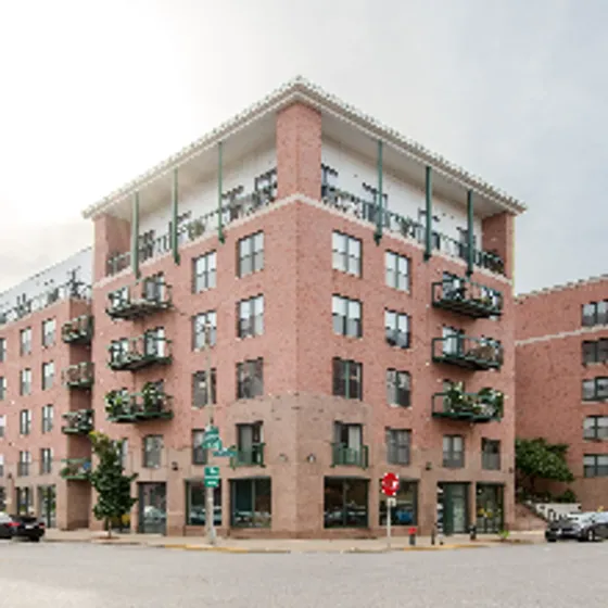 Jefferson Block Corner