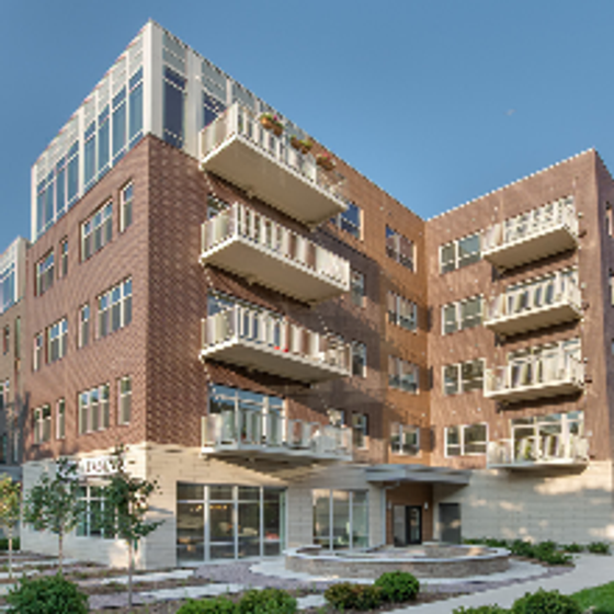 encore exterior