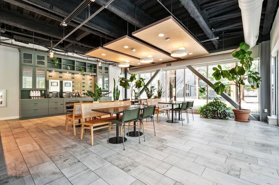 Cafe Lounge