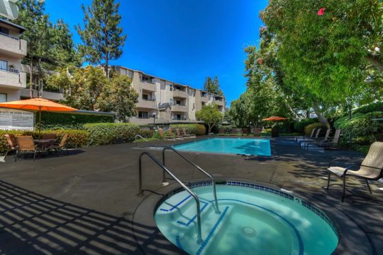 pool and spa with lounge chairs at Elan - Terraza La Jolla