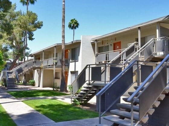Solaris on University - two story apartment building and walkway