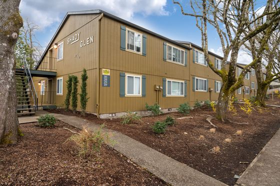 corner of two story apartment building at shady glen apartments