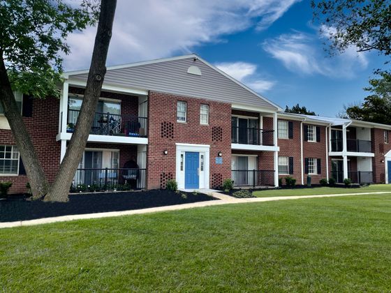 Delmont Apartments