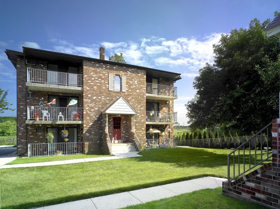 Edgewater Apartments