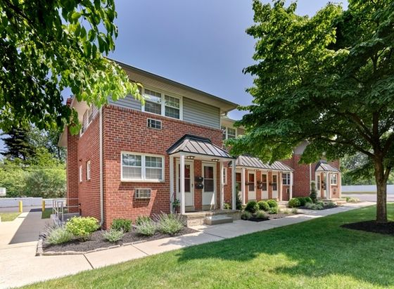 Gladmar Court Apartments